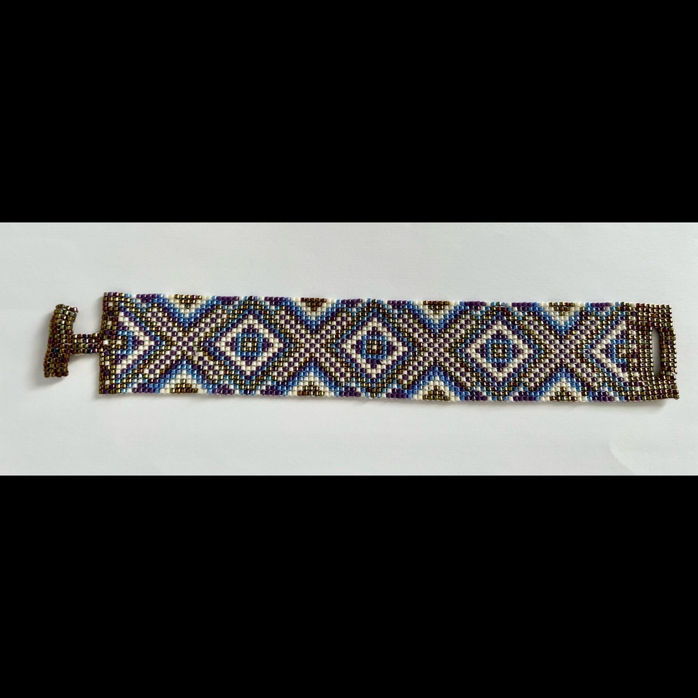 Handmade beaded bracelet